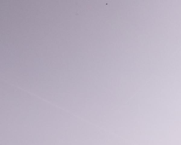 Sky on 08/03/2026 at 13:01 (clear blue sky dominating)